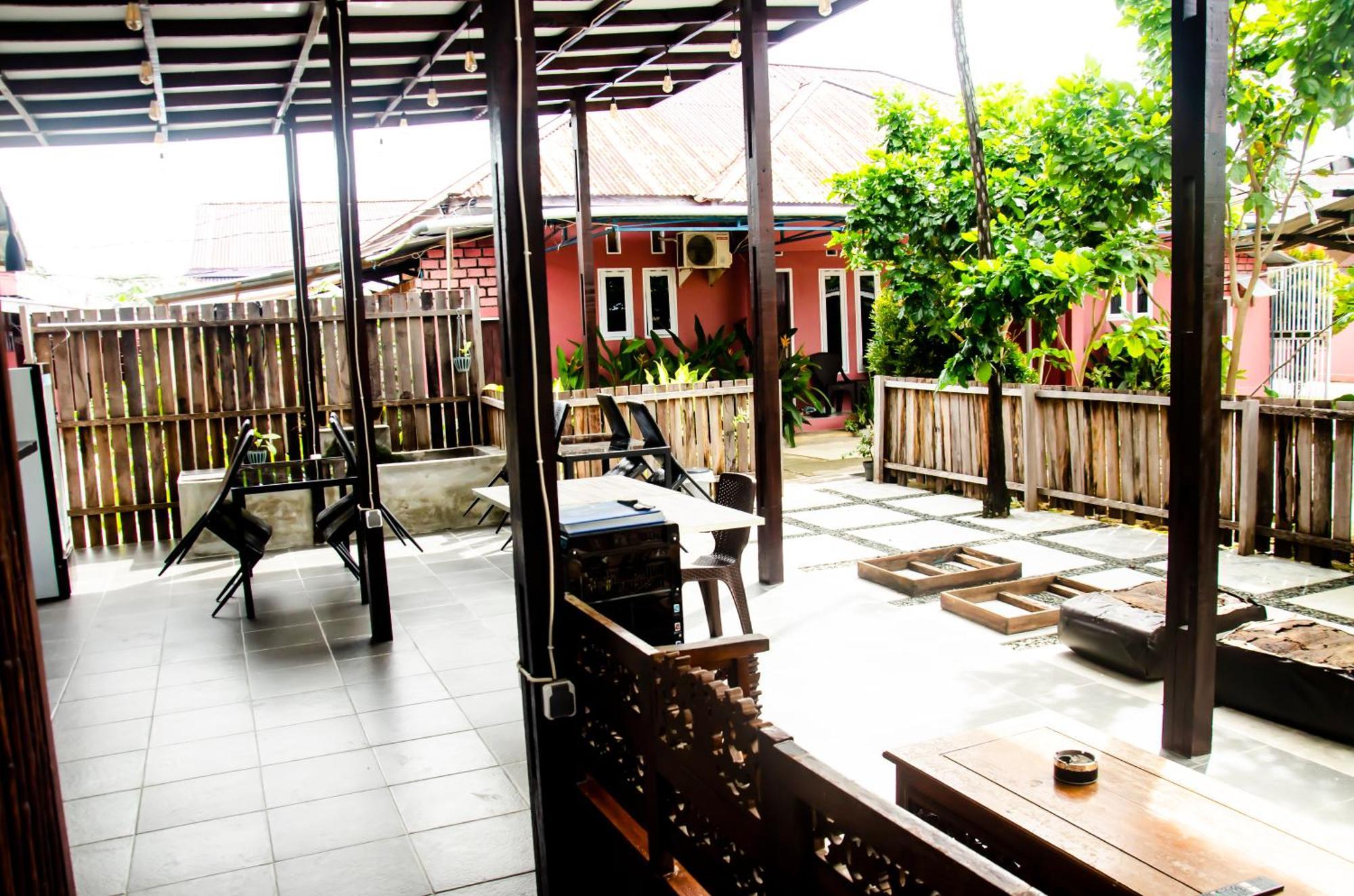Baronda Guest House Соронг Экстерьер фото